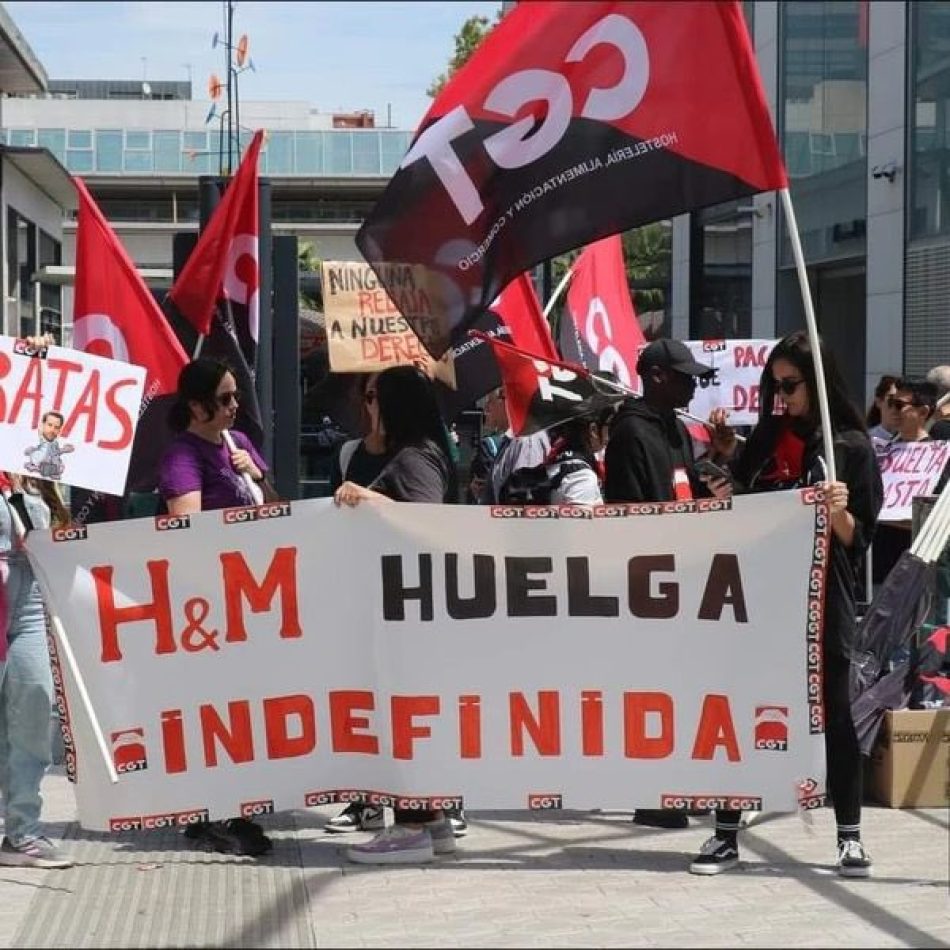 Las trabajadoras de H&M Barcelona protagonizan una nueva concentración tras 30 días de huelga