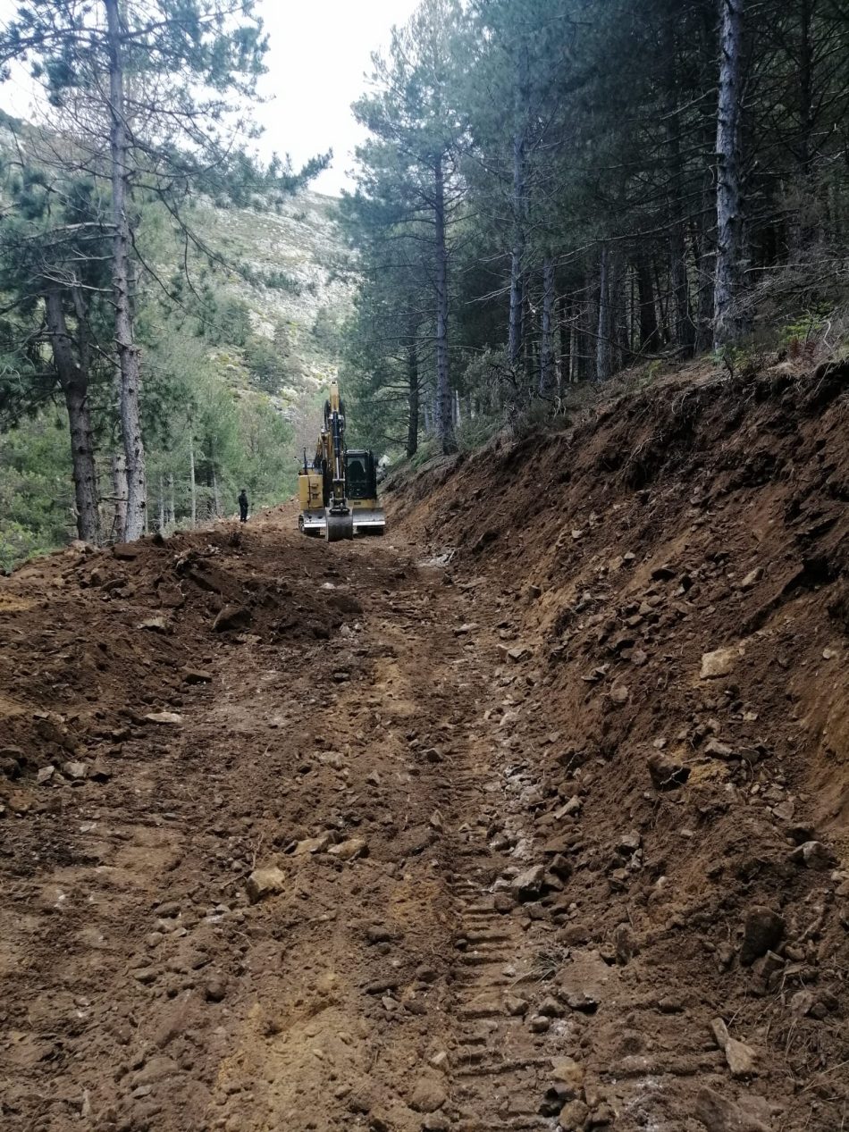 Destrozan la ladera sur de la Najarra en el Parque Nacional de la Sierra de Guadarrama