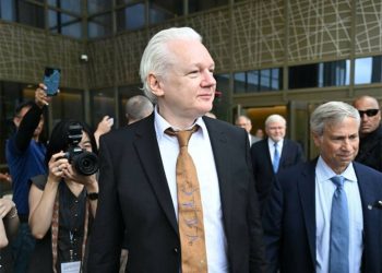 Julian Assange libre tras comparecer y sellar acuerdo de «culpabilidad»