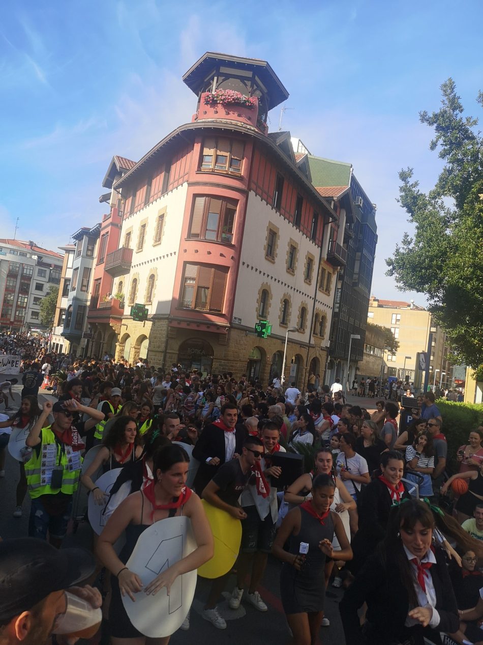 Elkarrekin Podemos insta al Ayuntamiento a habilitar una zona para personas con movilidad reducida en los conciertos de las fiestas de Getxo
