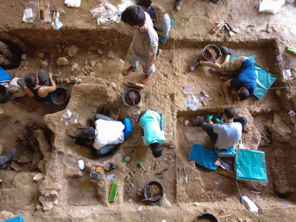 Los primeros ‘Homo sapiens’ poblaron el centro de la península ibérica en el Paleolítico superior
