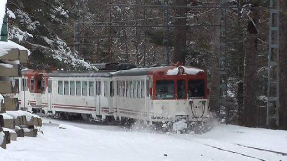 Enrique Santiago registra una iniciativa para despejar las “importantes dudas” sobre si volverá el tren Cercedilla-Cotos con las características clásicas que tenía antes de su parón por obras