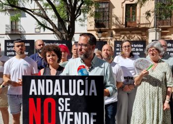 Adelante Andalucía lanza una campaña contra la turistificación y apuesta por un turismo de convivencia