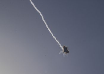 Lanzan desde Gaza la mayor andanada de cohetes en meses