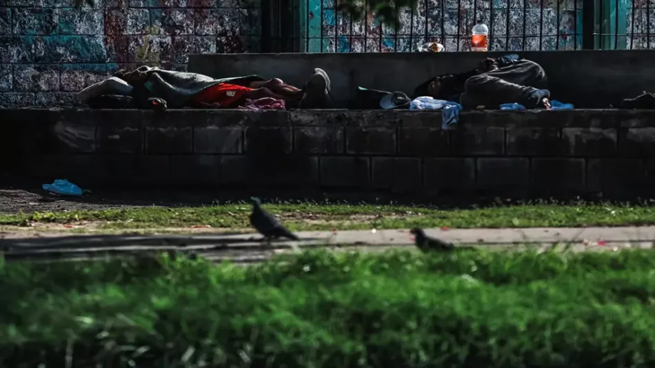 Aumenta la pobreza y las personas en situación de calle en Argentina