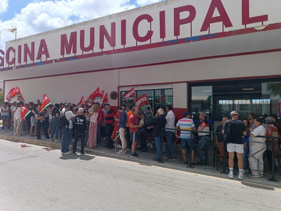 CCOO convoca huelga en la piscina de San Roque (Cádiz) en respuesta al despido y al impago de salarios