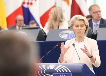 Ursula Von der Leyen es reelegida presidenta de la Comisión Europea con un apoyo más amplio que en la anterior legislatura