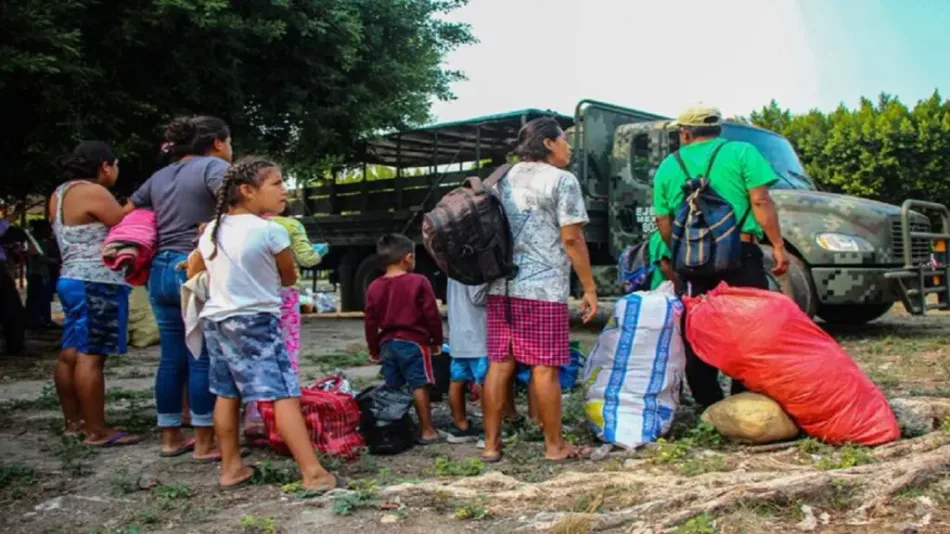 Violencia en Chiapas obliga a familias mexicanas a refugiarse en Guatemala