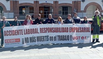 CCOO y UGT se concentrarán en Torrejón de la Calzada para condenar el accidente laboral mortal de un trabajador en la autovía A-42
