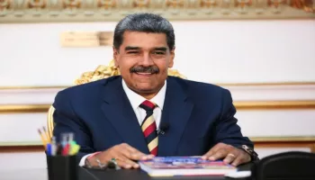 Presidente de Venezuela insta a votar para preservar la paz y consolidar el nuevo modelo económico-productivo