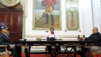 Presidente Nicolás Maduro denuncia actos violentos en Venezuela como parte del intento de golpe de Estado