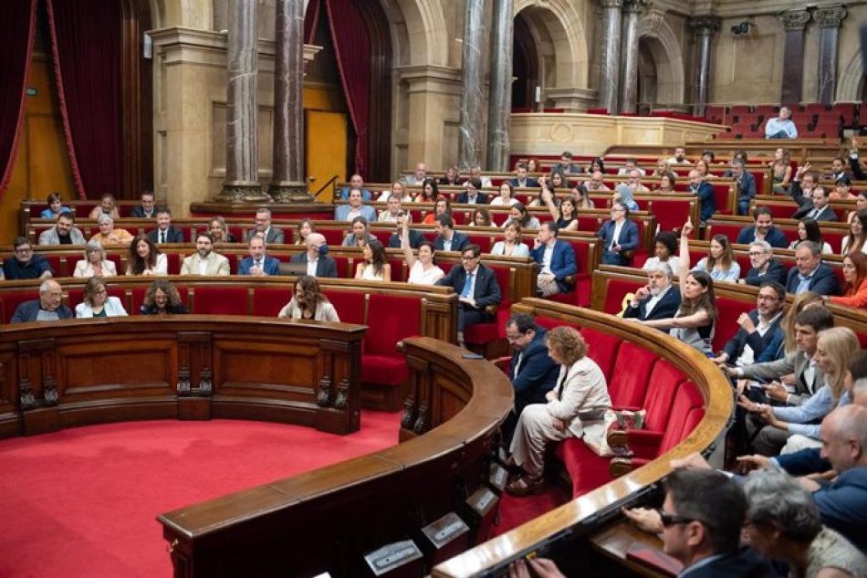 El Parlament tramita la reforma del reglamento para permitir el voto telemático