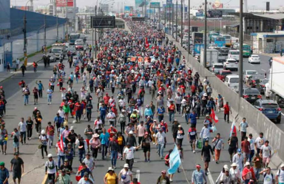 Las movilizaciones vuelven a inundar las calles de Lima y otras ciudades de Perú