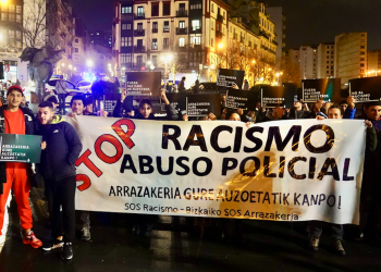 SOS Racismo Bizkaia presentó «Las Voces de la Discriminación 2023»: el racismo policial, en primer lugar como agente discriminador