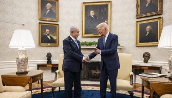 Biden enviará más tropas a la región para ayudar a “Israel”