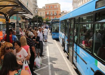 A medianoche comienza la huelga del transporte de viajeros por carretera en Andalucía