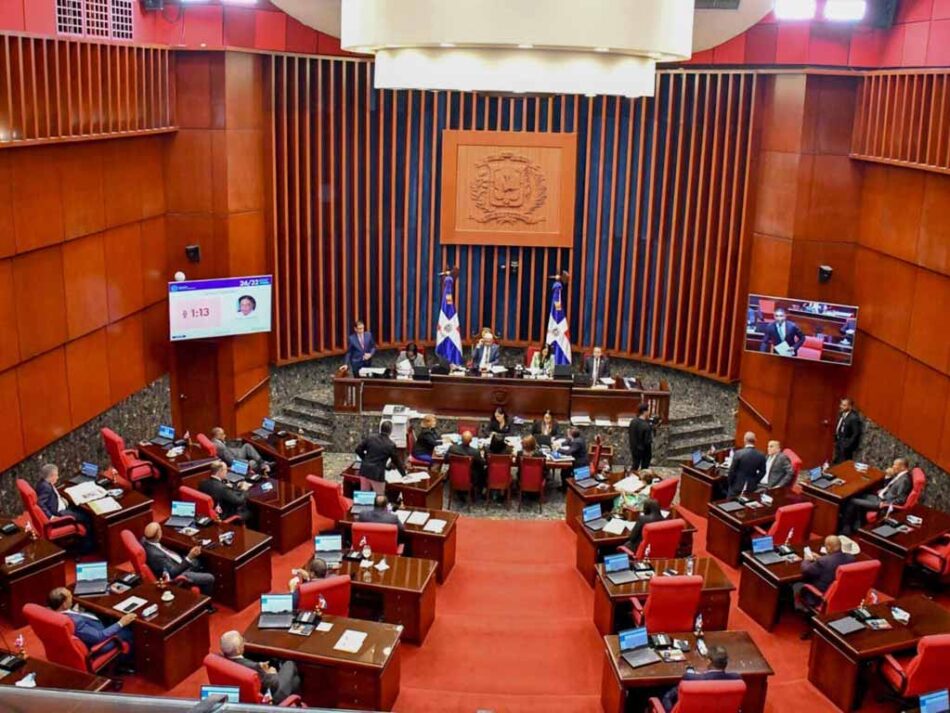 Comisión bicameral estudiará cambios a la Constitución Dominicana