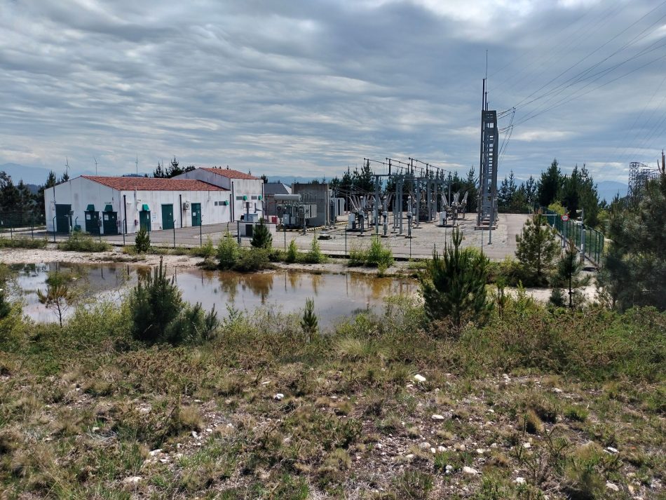 «Lamentamos que continué la tramitación del parque eólico de Bufaran a pesar de la oposición vecinal»