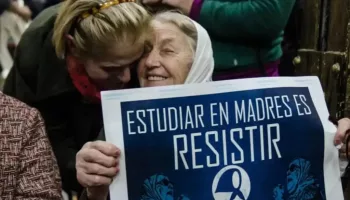 Uni-Digna denuncia la acción fraudulenta e ilegal del gobierno ultraderechista de Milei contra la Universidad Nacional Madres de la Plaza de Mayo en Argentina