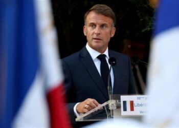 Franceses divididos sobre proceso para destituir a Macron