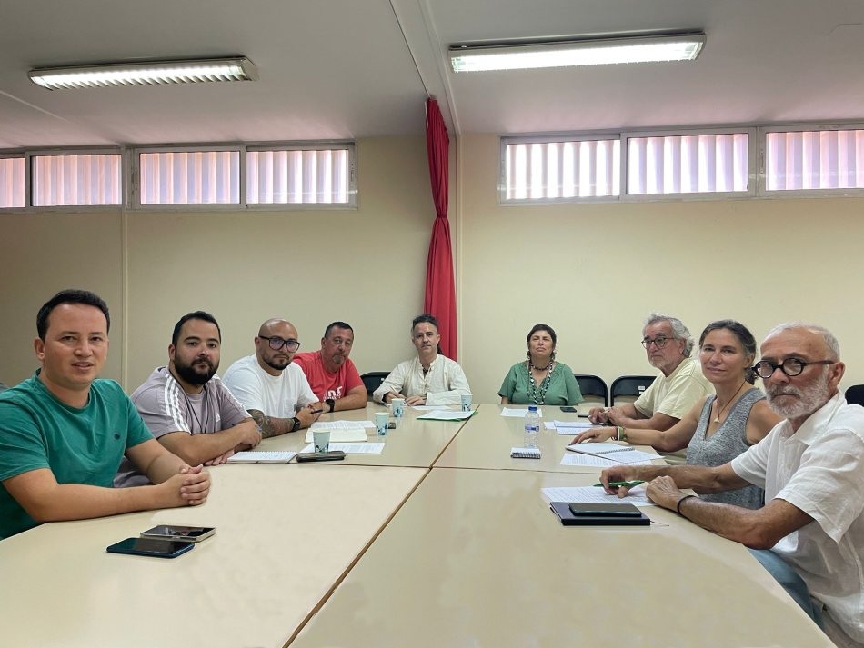 Los movimientos sindicales y científicos por el clima de Canarias se unen en un nuevo frente contra la crisis ecosocial