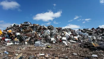 Reclaman soluciones urgentes a las escombreras ilegales ubicadas en el Parque Regional del río Guadarrama