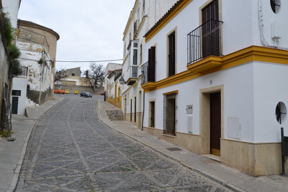 Adelante Andalucía exige a García Pelayo que no dé más licencias para viviendas turísticas y ponga en marcha el Plan de Vivienda Pública que prometió