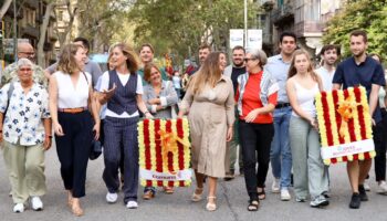 Comuns reivindiquen la Catalunya «d’acollida i garantia de drets»