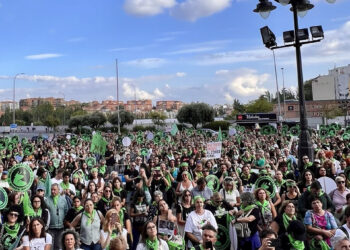 PACMA congrega a miles de personas contra la tauromaquia en la explanada de Las Ventas