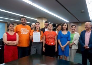 JUNTS, PNV i PP volen impedir que es parli del lloguer d’habitacions al congrés