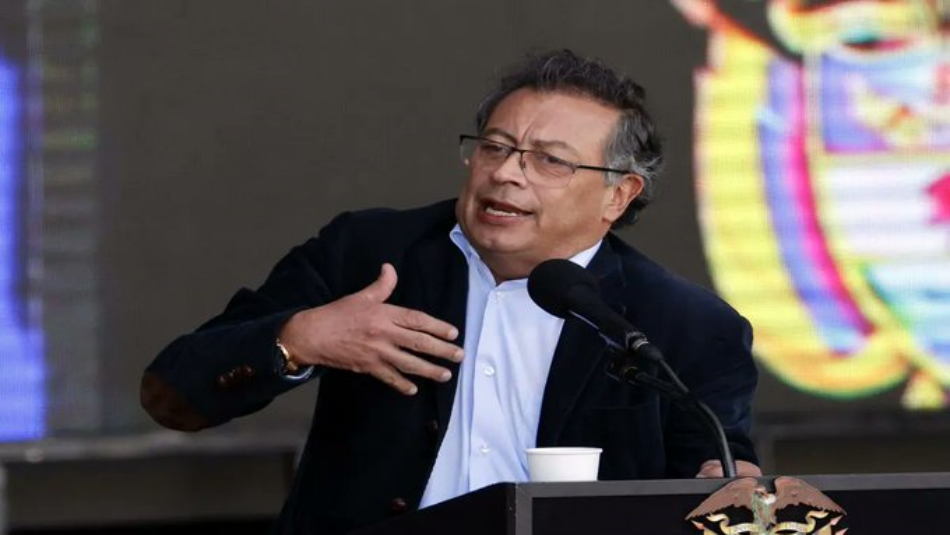 IU denuncia la “campaña de ‘lawfare’ anticonstitucional” contra el presidente Petro por parte de la oligarquía colombiana a través de una “acción ilegal” del Consejo Nacional Electoral