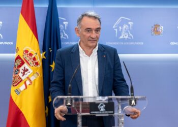 Satisfacción por el acuerdo alcanzado por el Grupo Plurinacional Sumar con PSOE y Bildu para derogar los puntos más lesivos de la ‘ley mordaza’ del PP