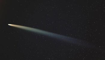 El cometa Tsuchinshan-ATLAS se acerca a la Tierra y no volverá hasta dentro de 800 siglos