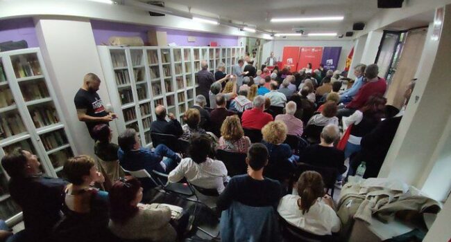 Maíllo pide “reforzar la alianza social y apoyar la movilización unitaria” para responder así a un “PSOE timorato” en temas como la vivienda y que el Gobierno “canalice las demandas” de la gente