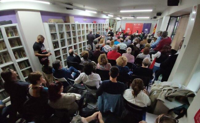 Maíllo pide “reforzar la alianza social y apoyar la movilización unitaria” para responder así a un “PSOE timorato” en temas como la vivienda y que el Gobierno “canalice las demandas” de la gente