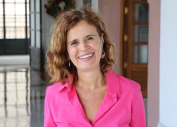 Esperanza Gómez, diputada andaluza, llevará al Congreso su proposición de ley para modificar las oposiciones para personas con discapacidad