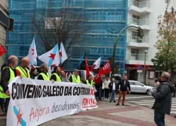 A CIG Construción e Madeira exixe á patronal galega do sector negociar os “convenios aquí e non en Madrid”