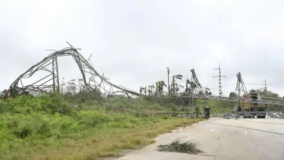 Retorna la electricidad a sectores de La Habana, Cuba, tras paso de huracán Rafael