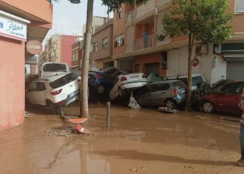 Rebeldes Indignadas: «De la granja a la DANA. La verdad silenciada y las medidas necesarias ante un caos climático que apenas ha comenzado»