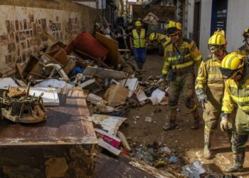 Las agentes medioambientales y las unidades de vigilancia de prevención de incendios, denuncian que ellas sí que fueron avisadas de los riesgos de la DANA