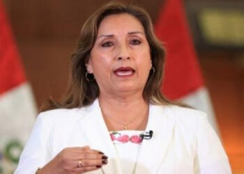 Presidenta de Perú cae a tres por ciento de aprobación ciudadana