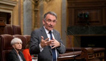 Santiago avisa que el PP “se burla del Congreso  y llega tarde, como con Mazón” al plantear una proposición sobre prisiones “cuando hace un mes se cerraron las enmiendas a otra casi igual”