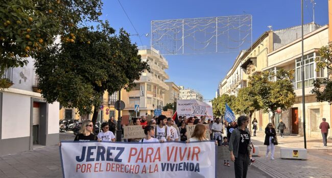 Organizaciones políticas locales reclaman atención a la vivienda en Jerez tras la movilización de este sábado