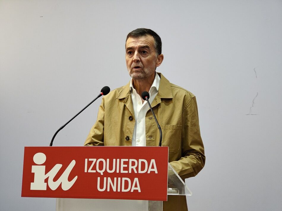 Maíllo explica que la posición de IU pasa por “elevar el estado de alarma para que el Gobierno central tome el control” de la gestión de la catástrofe en Valencia