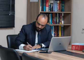 Encuentra los mejores abogados para mantener tu integridad en lo personal y económico