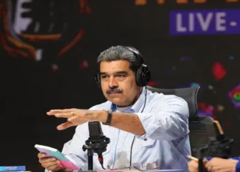 Presidente Maduro aboga por diálogo con EE.UU. y destaca promesas electorales de Trump