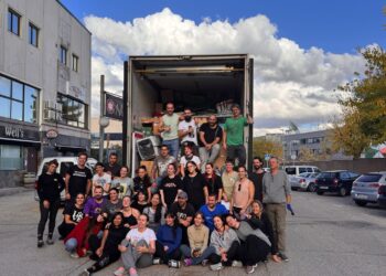 La Asociación Familia Bombay coordina un gran envío de ayuda a protectoras de animales afectadas por la DANA en Valencia