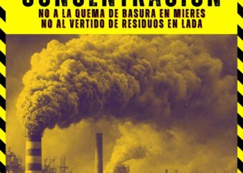 Movilización frente la Xunta Xeneral del Principado de Asturies, contra la incineración de residuos