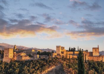 Adelante Andalucía llevará al Parlamento el proceso de privatización de la Alhambra