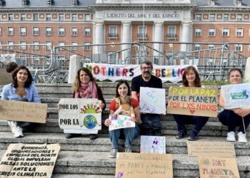 Acción mundial de Mothers* Rebellion por la Justicia Climática